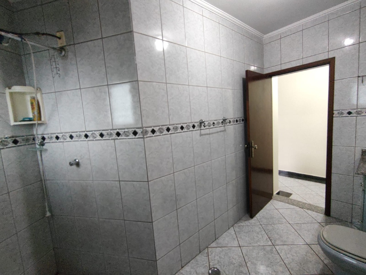 Banheiro suíte dormitório I