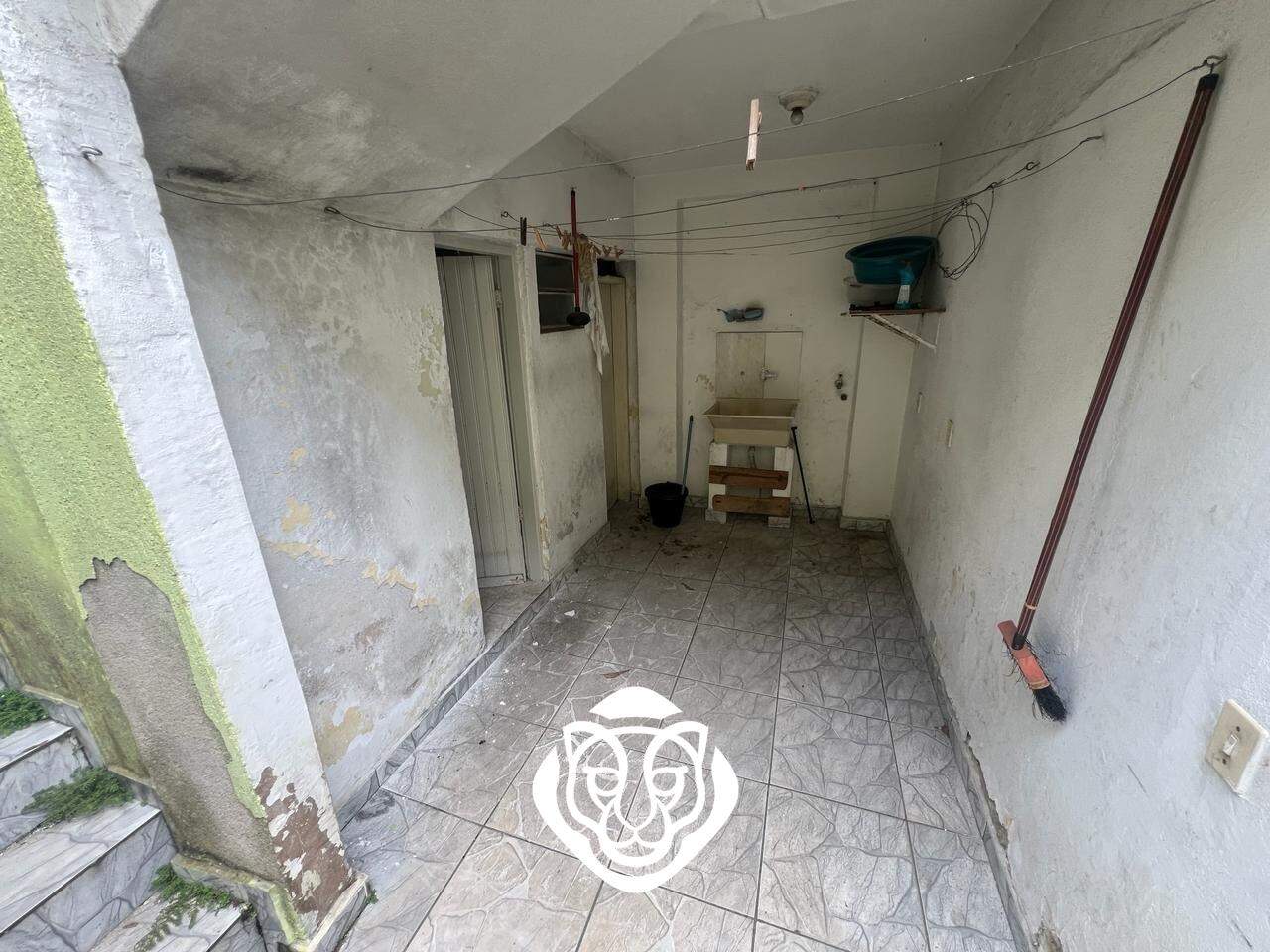 Area de serviços fundos