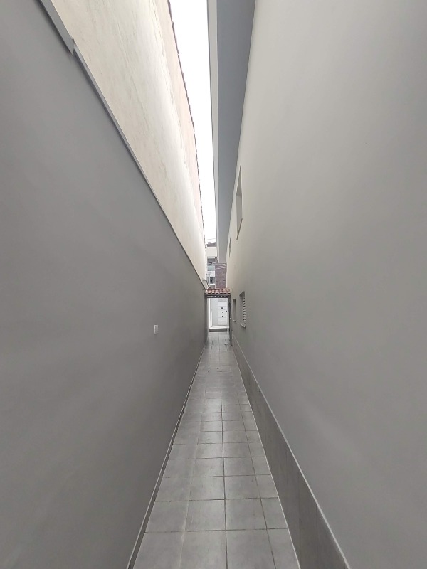 Casa II - Corredor de acesso