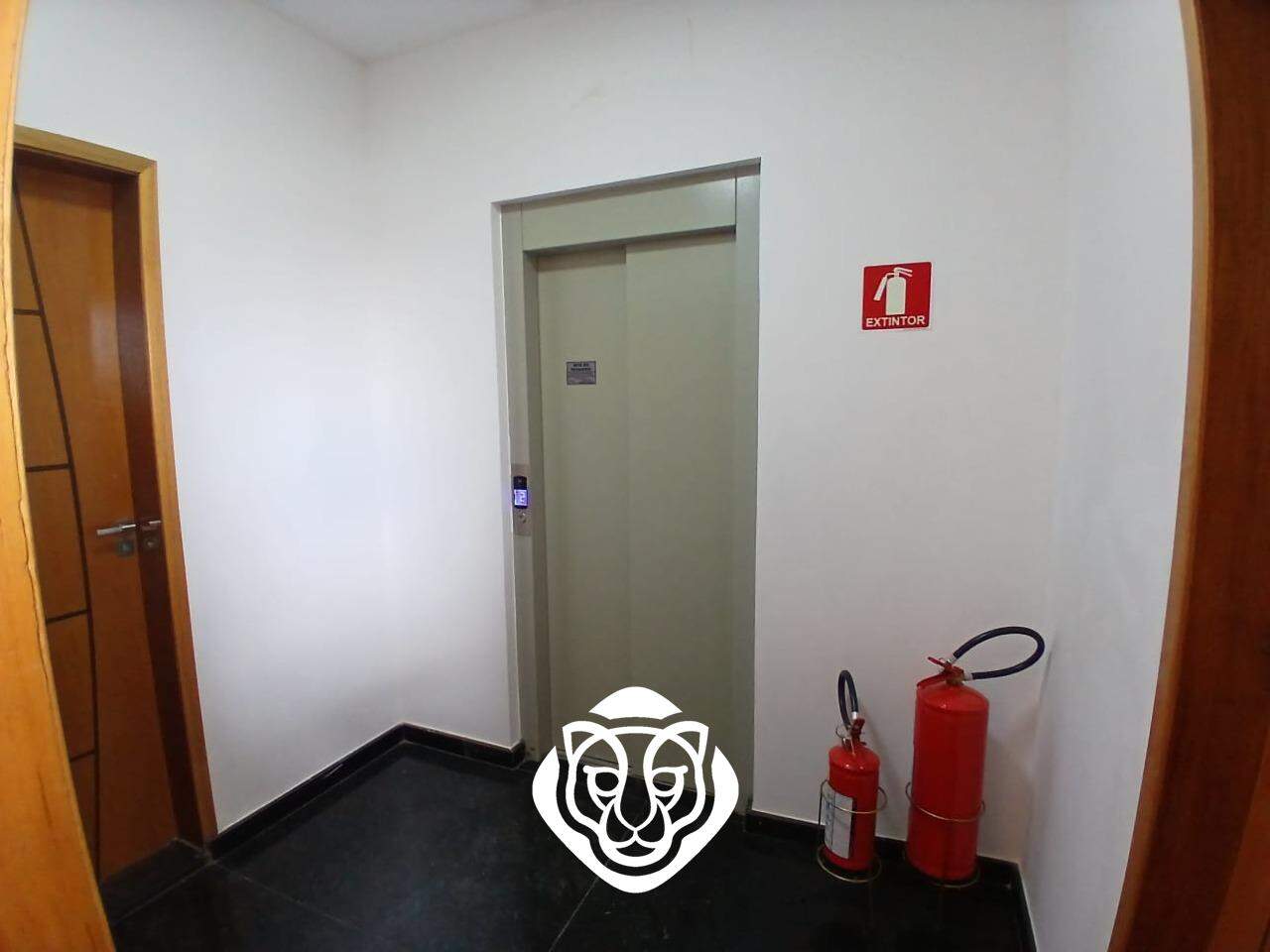 Elevador cobertura