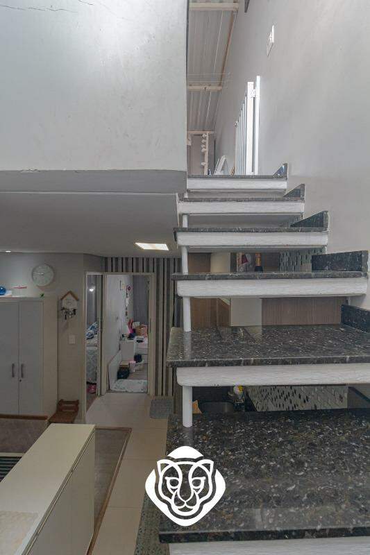 Escada de acesso