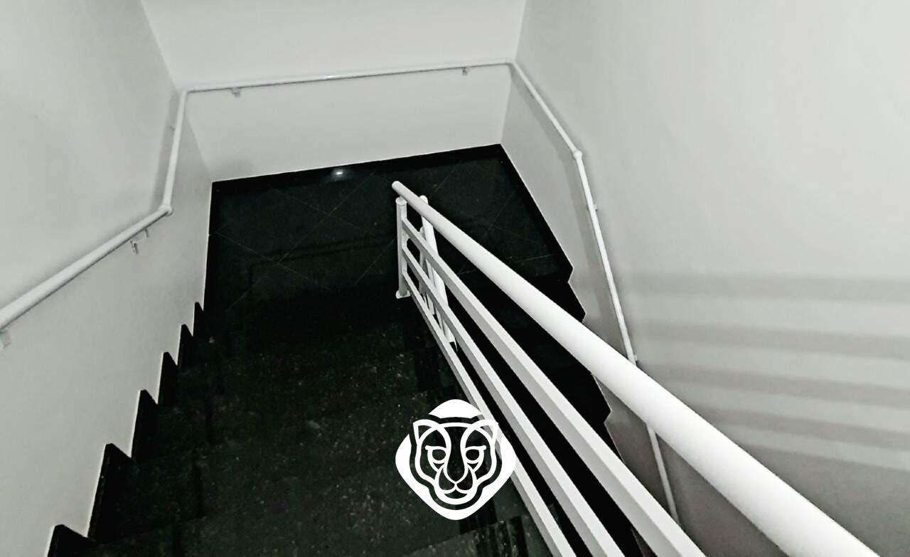 Escada de acesso ao Apartamento