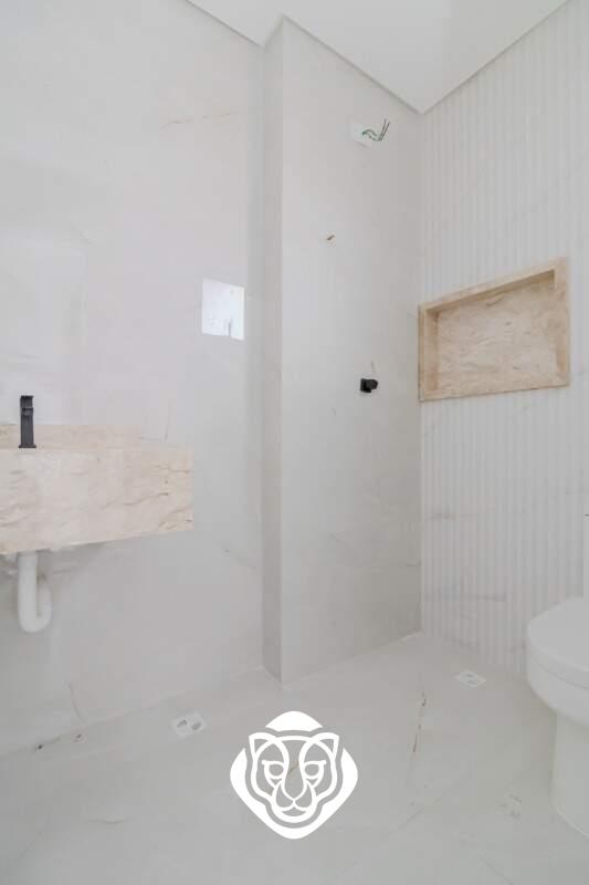 Banheiro - suíte III