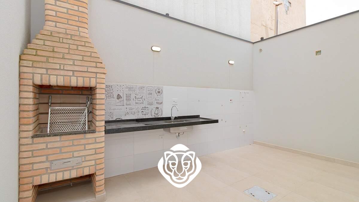 Quintal com espaço gourmet 