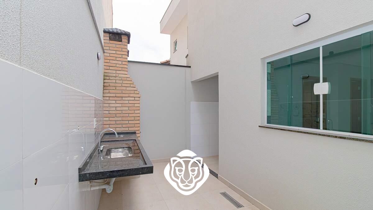 Quintal com espaço gourmet