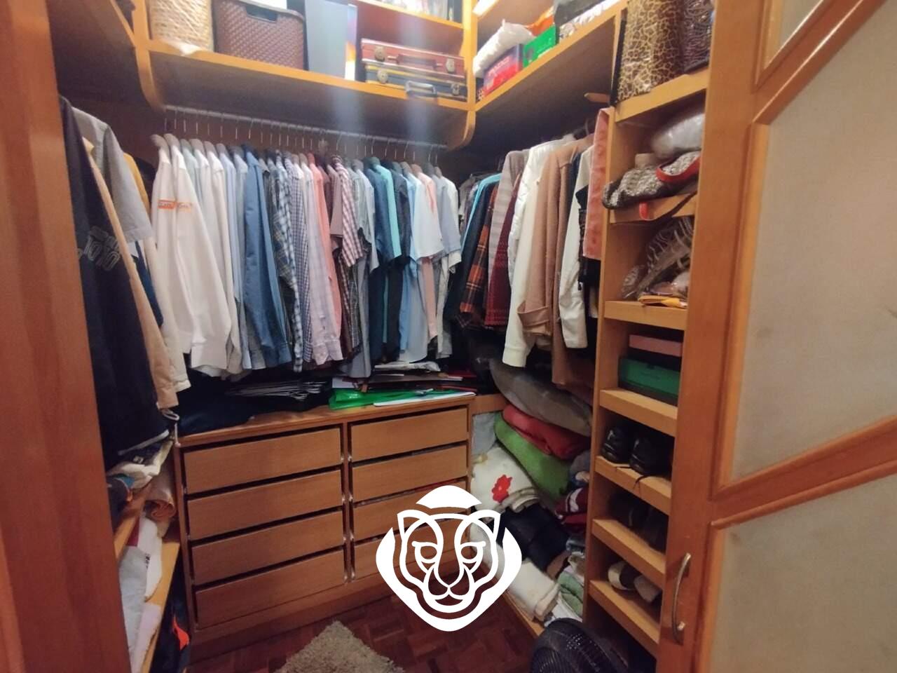 Closet suíte  III