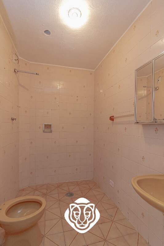 Casa II - Banheiro social 