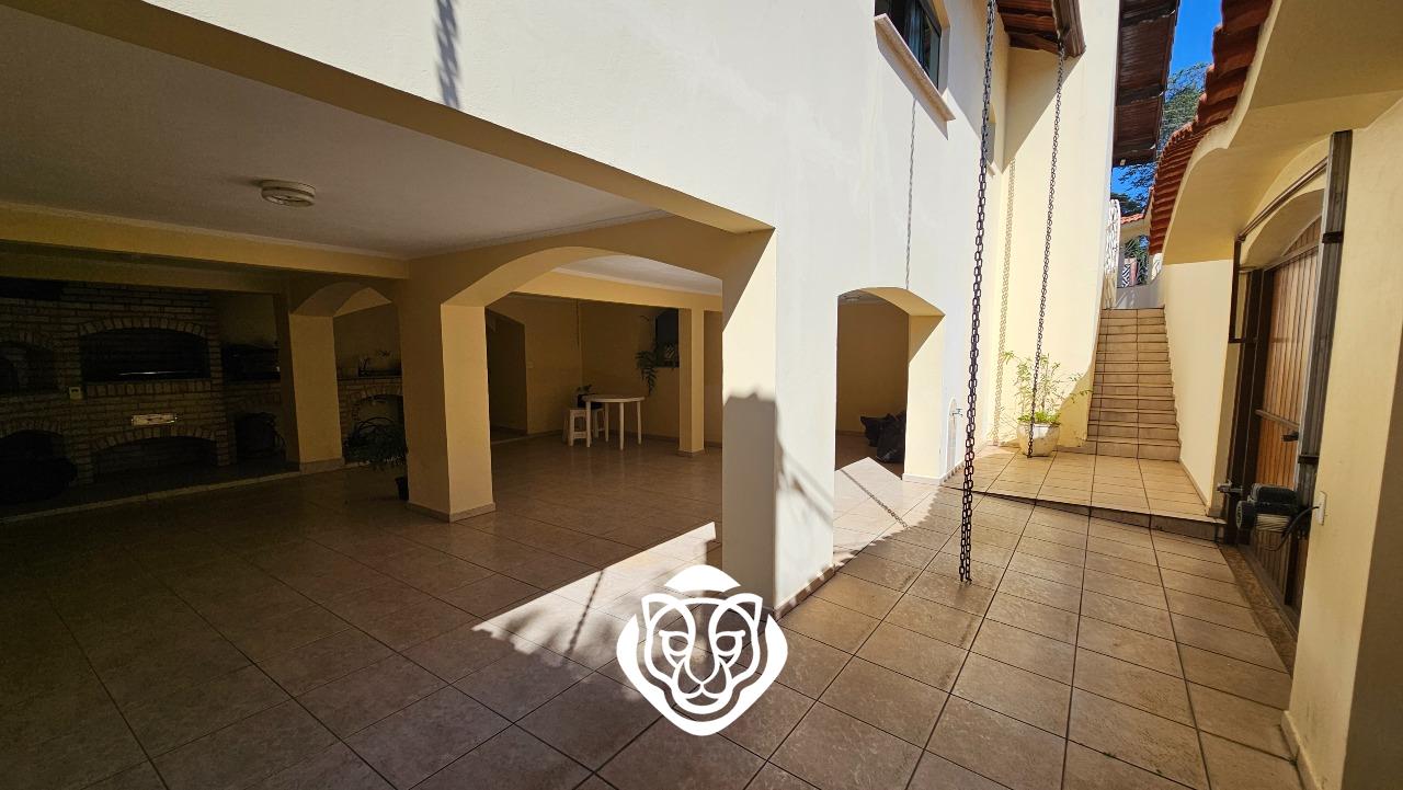 Garagem e Área gourmet 