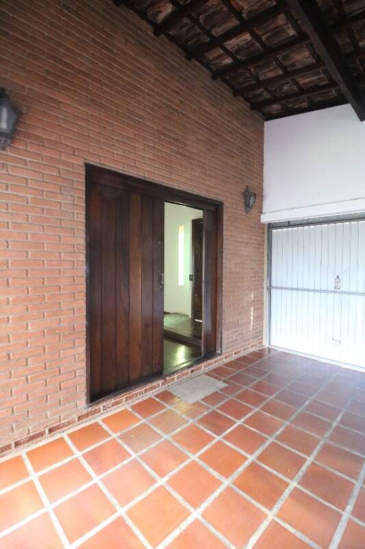 Garagem/Entrada lateral