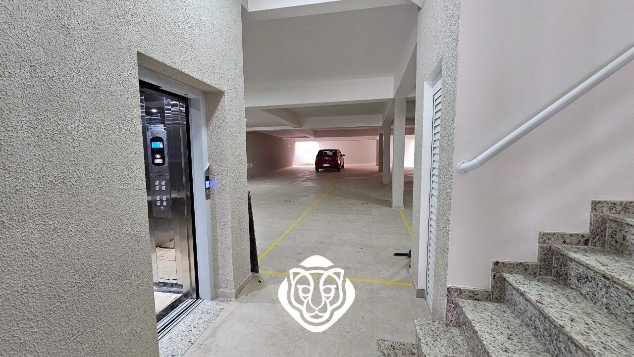 Elevador / Garagem 