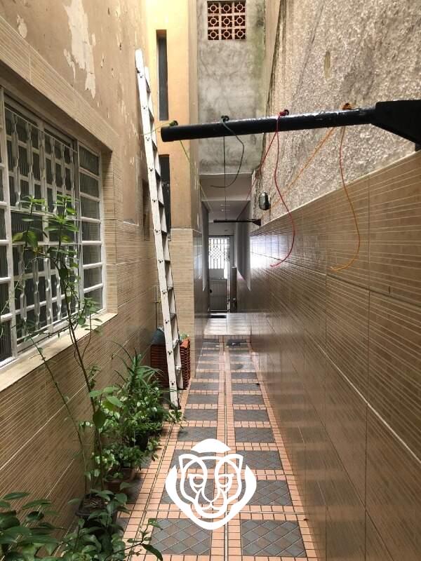 Corredor acesso garagem 