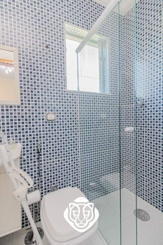   Casa II  Banheiro suíte I 