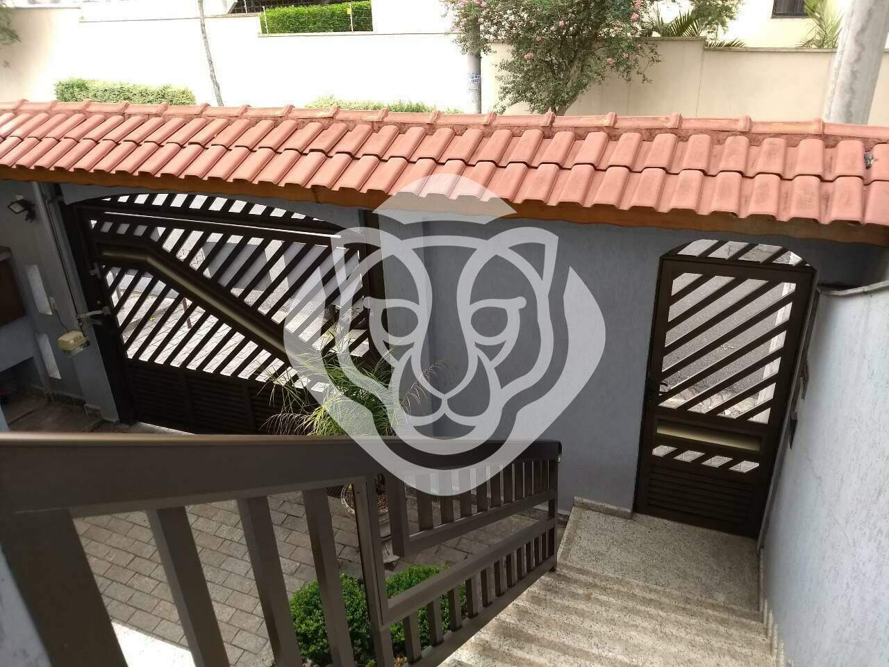 escada acesso sobrado