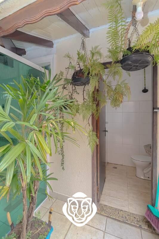 Lavabo Quintal fundos 