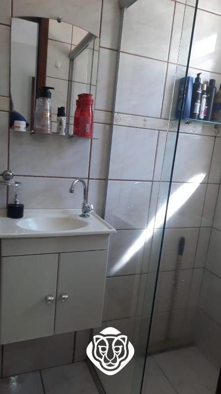 Banheiro da área de serviço