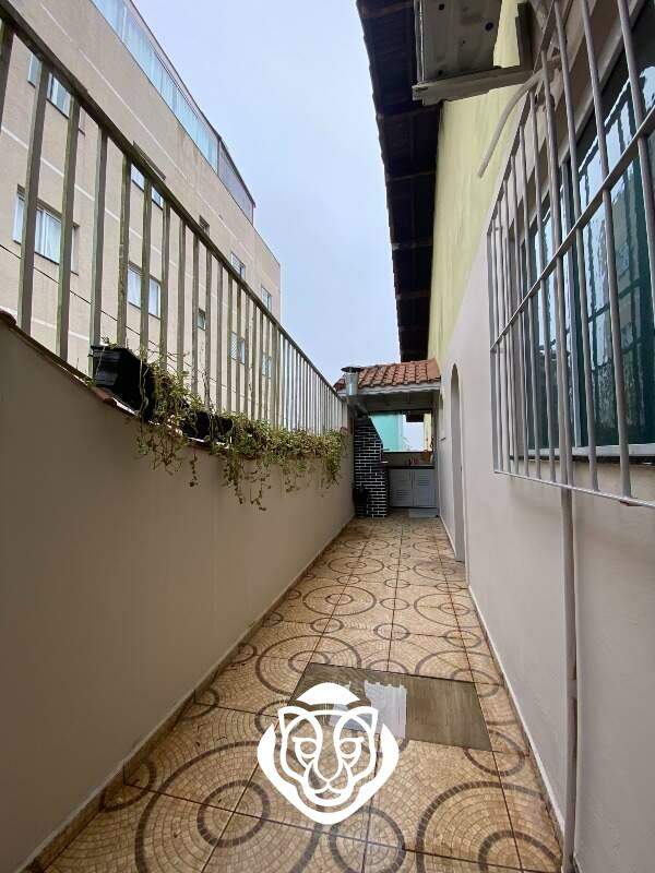 Corredor lateral casa I