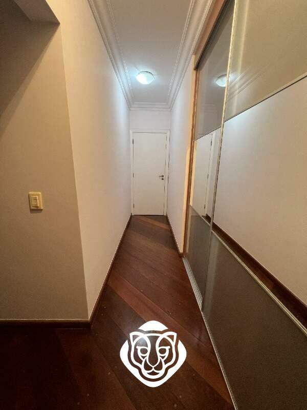 Corredor dormitório III