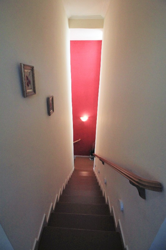 Escadas acesso dormitórios 