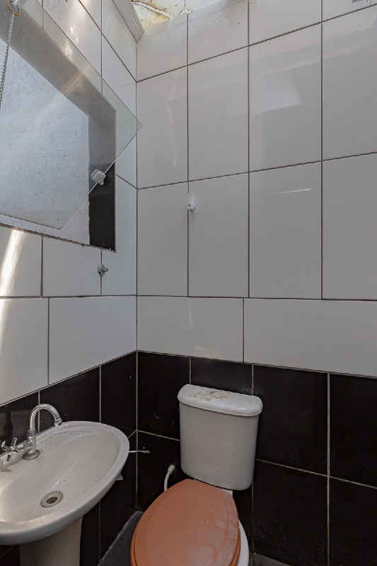 Banheiro Dormitório IV