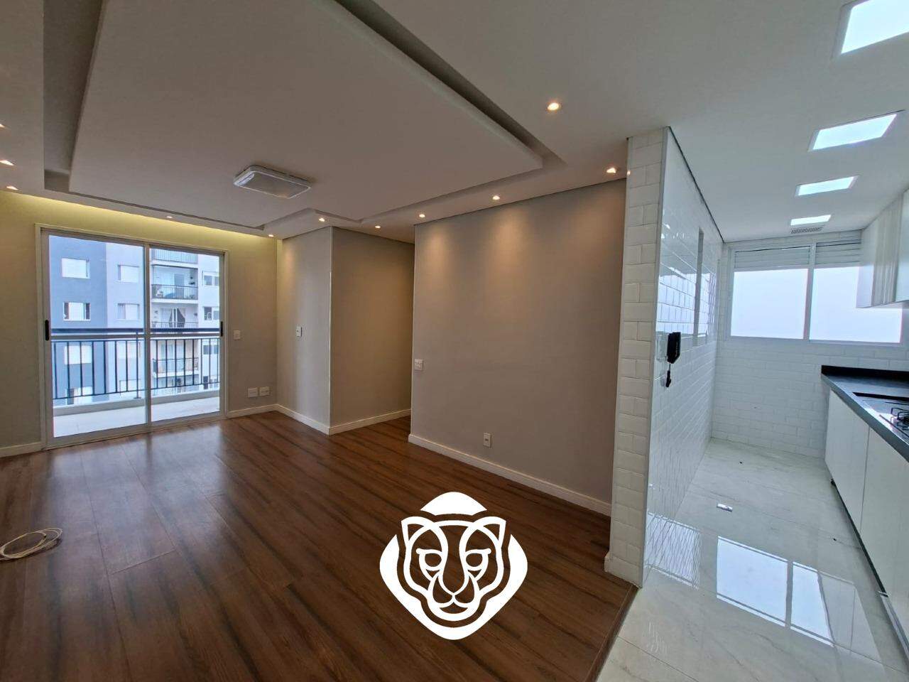 Sala dois ambientes e cozinha 