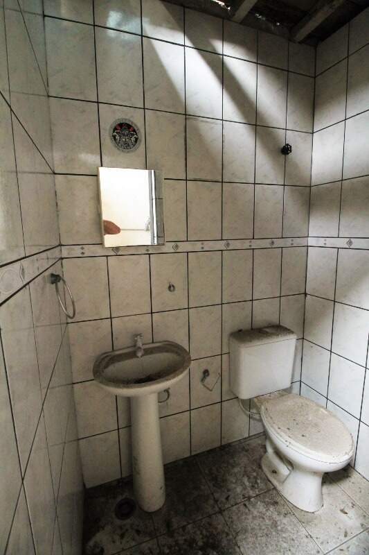 Quintal  com lavabo