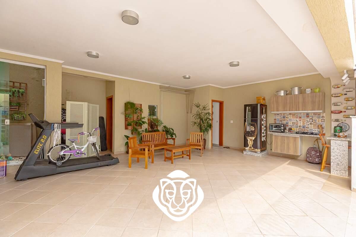 Área de churrasqueira