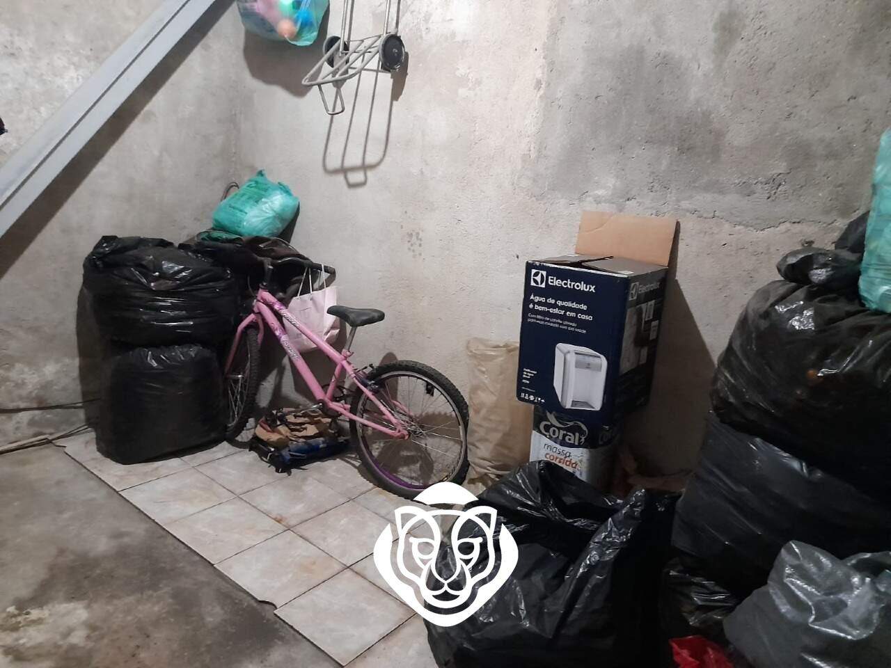 Dispensa da Lavanderia Acesso a casa II