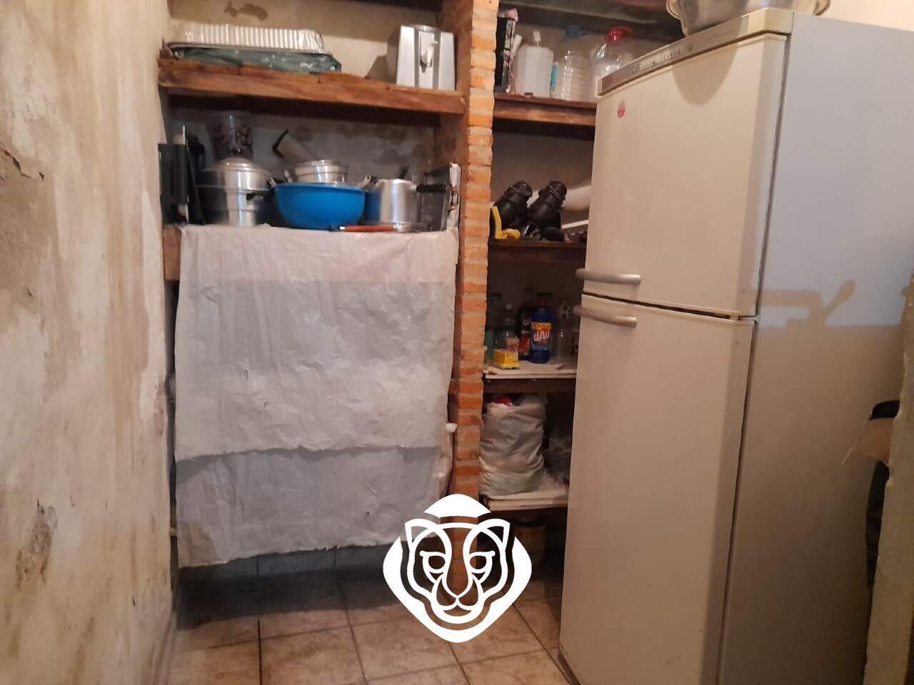 Dispensa da área de serviçoa Acesso a casa II