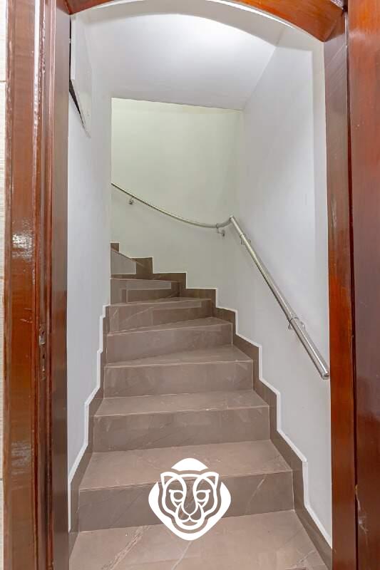 Acesso da garagem a residencia