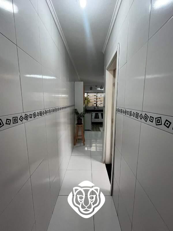 Corredor de acesso a cozinha