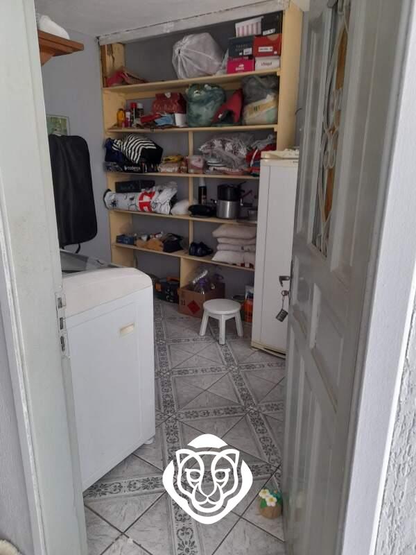 Área de Serviço Sobrado l