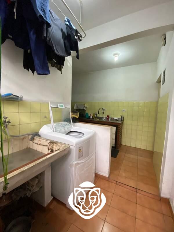 Área de serviço casa III