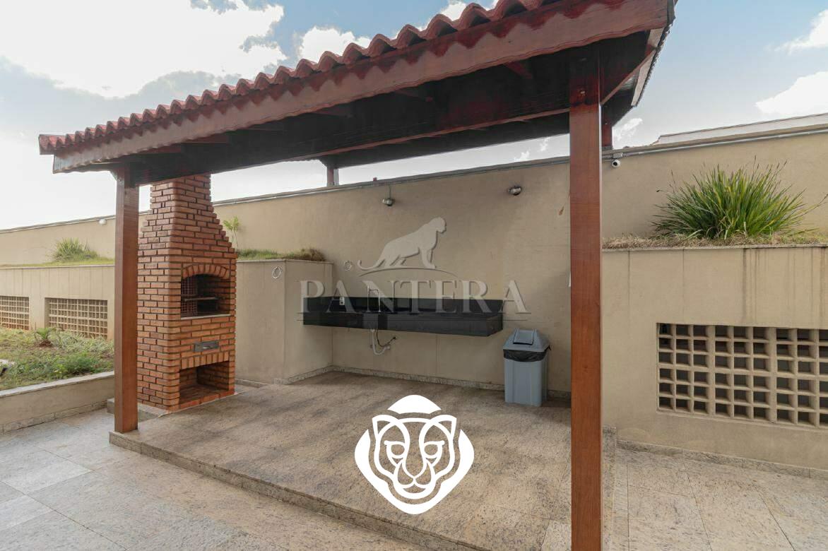 Área de churrasqueira