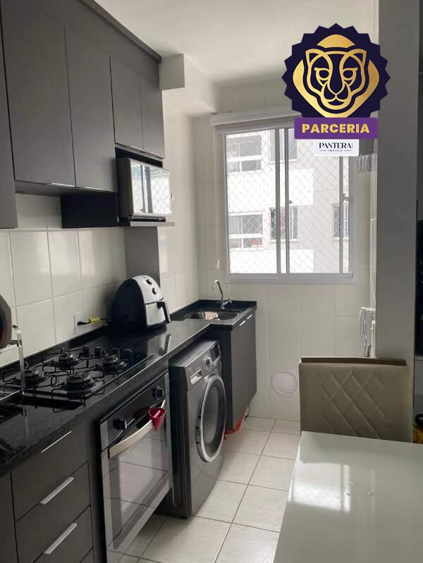 Cozinha / Área de serviço 