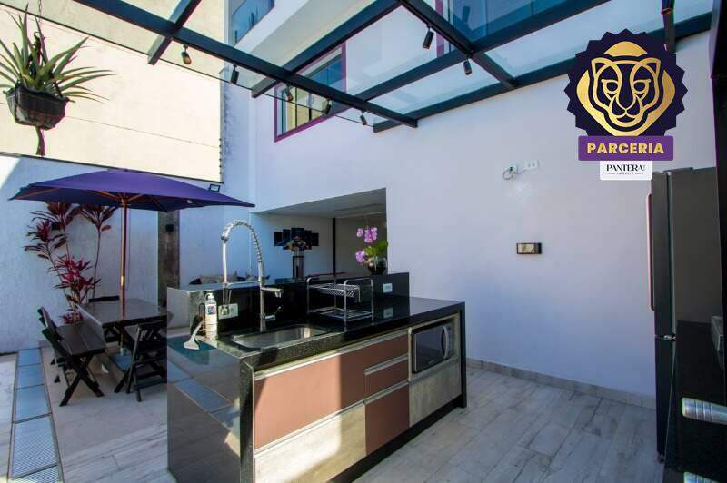 área de churrasqueira