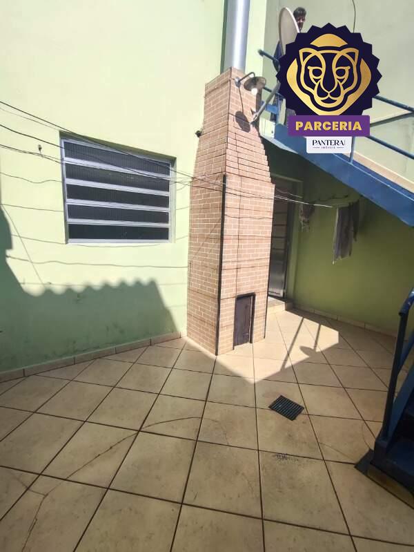 área de churrasqueira