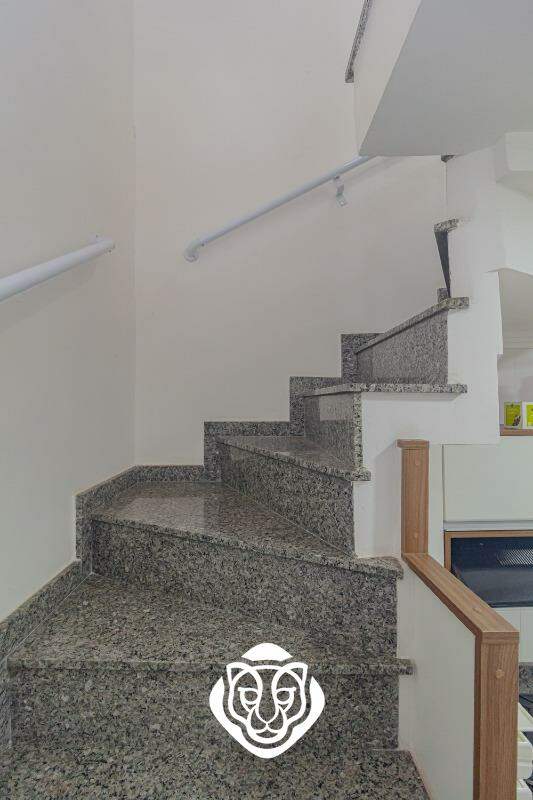 Escada de acesso