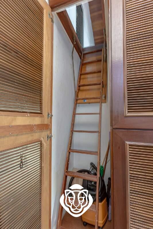 Acesso ao sótão