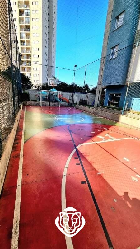 Quadra poliesportiva