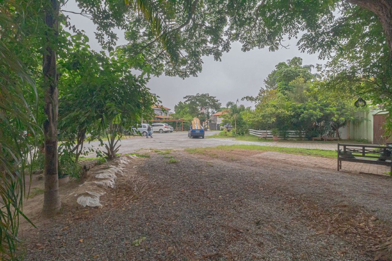 Fundos / Área comum