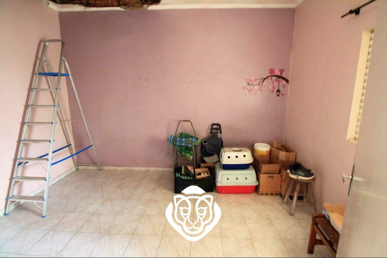 Dormitório II - casa II