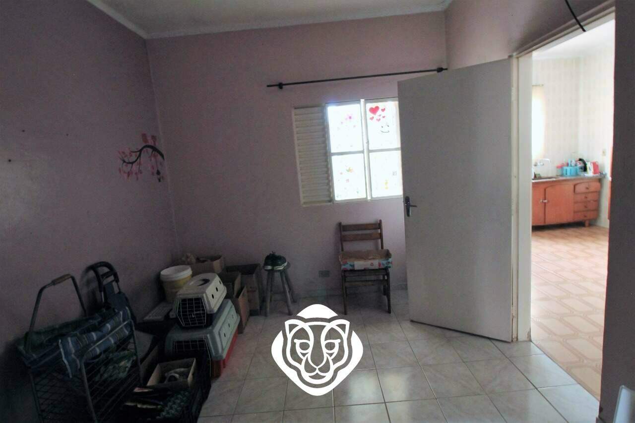 Dormitório II - casa II