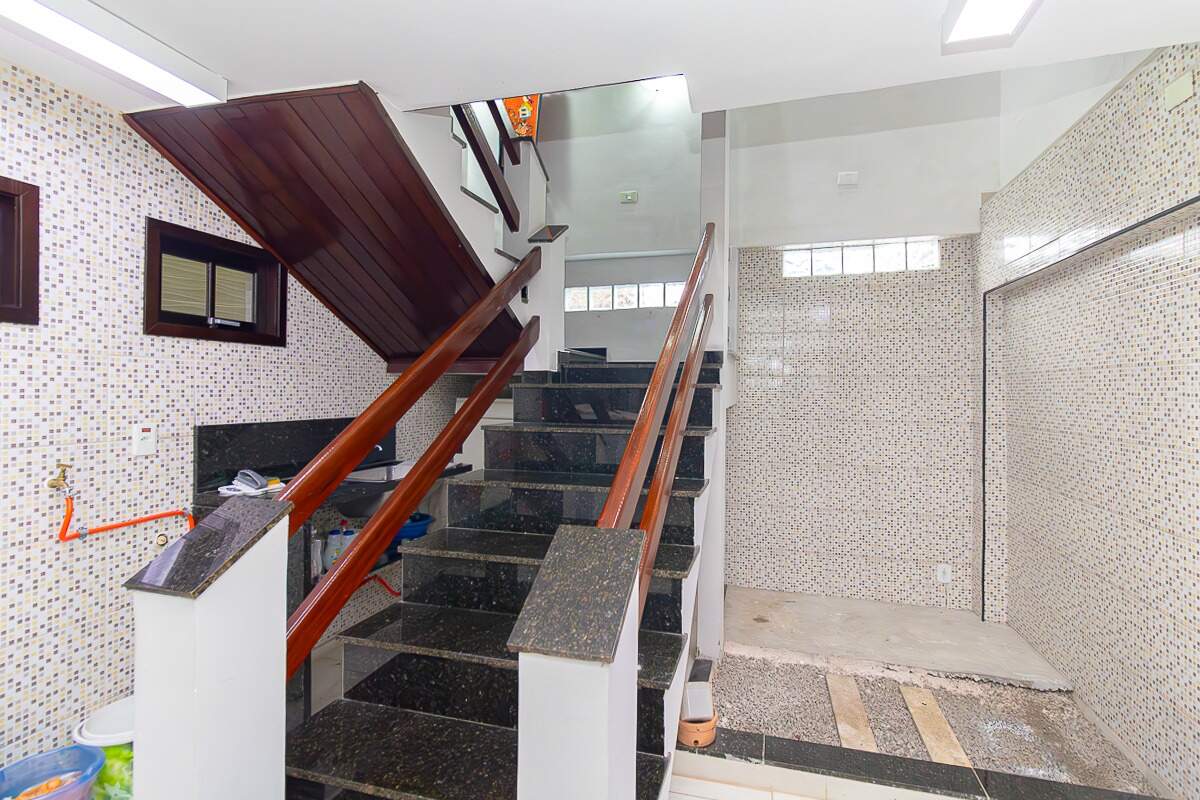 Escada de acesso