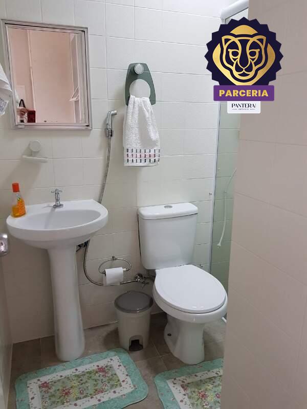 Banheiro de serviço