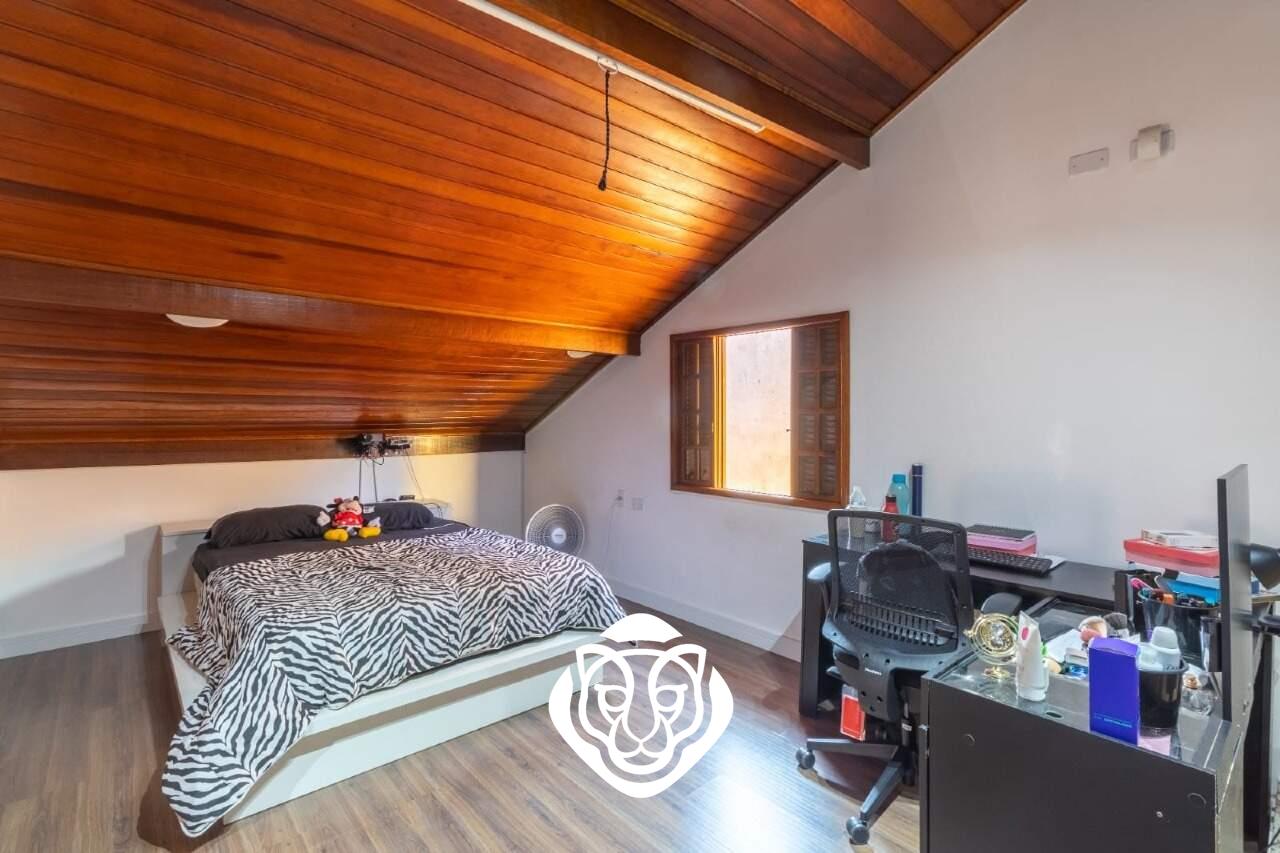 Dormitório III / Sotão