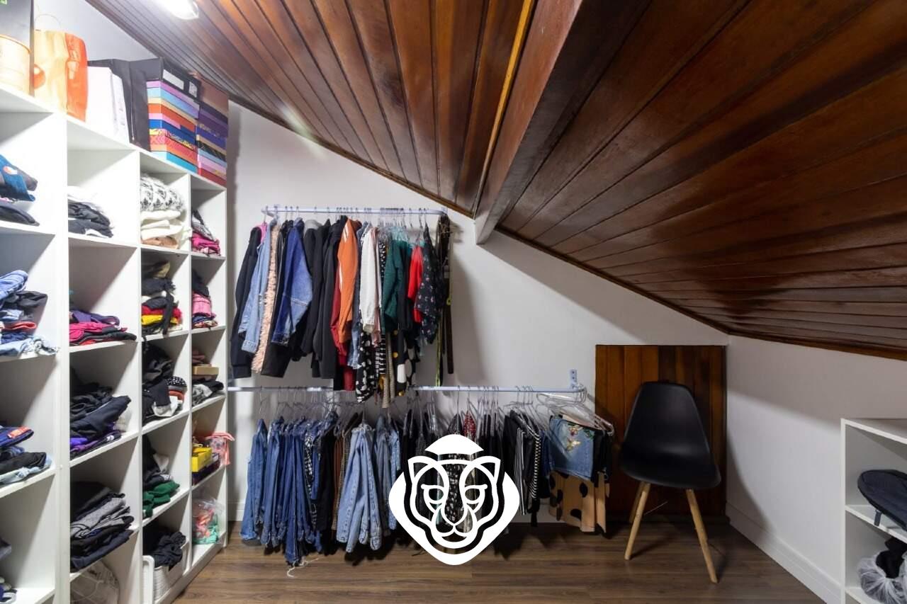 Closet / Sotão