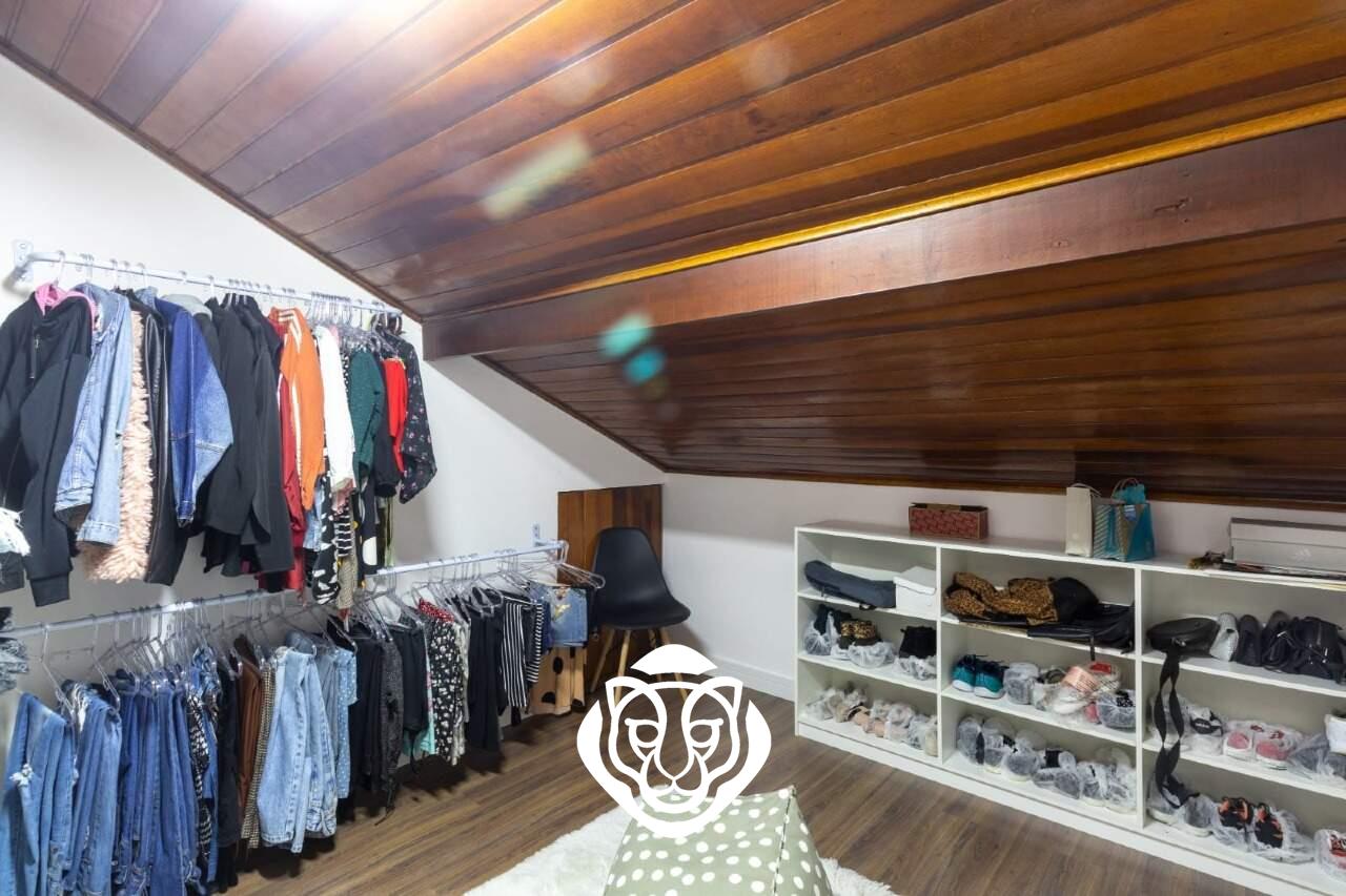 Closet / Sotão