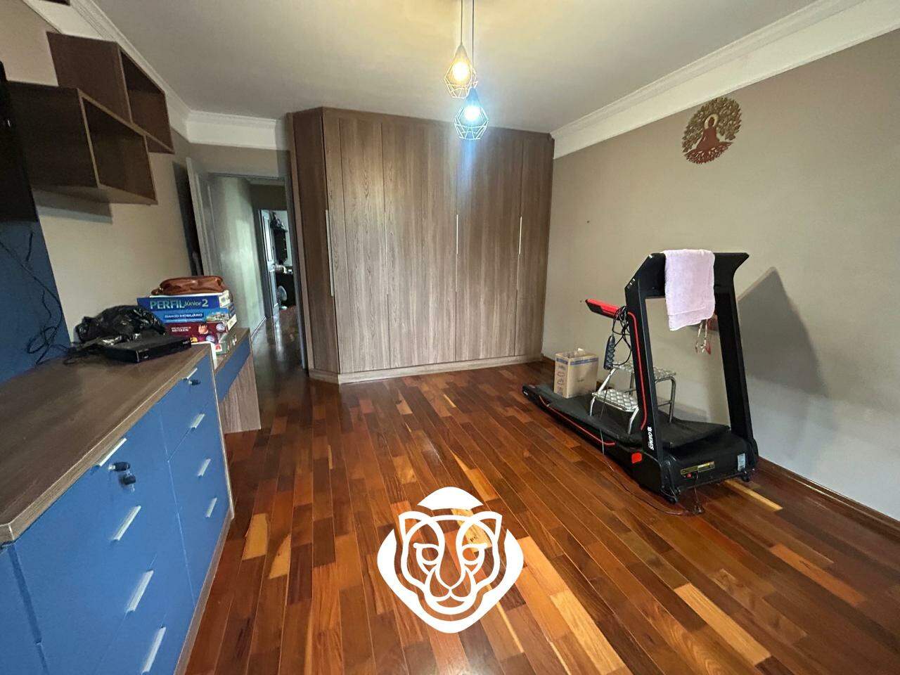 Dormitorio II