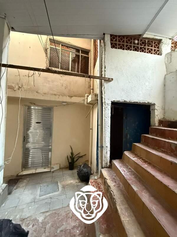 Escada de acesso casa III