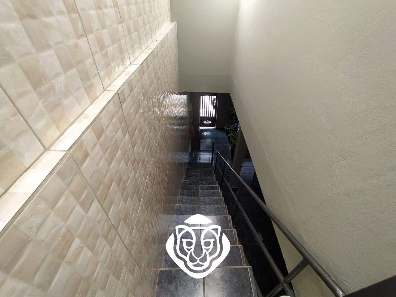 Acesso ao pavimento superior